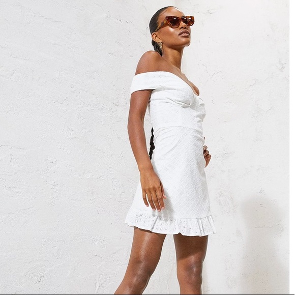 Off the shoulder white mini dress - Picture 2 of 4